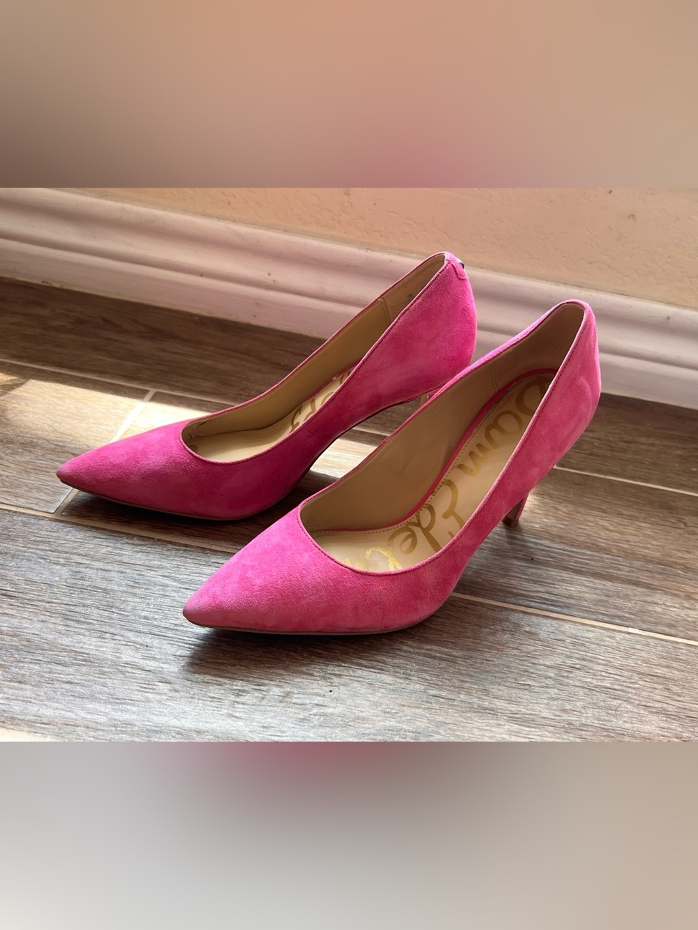 Sam Edelman Hazel Pointed Toe
Leather Pumps Heels Pink
Suede Sz 7.5